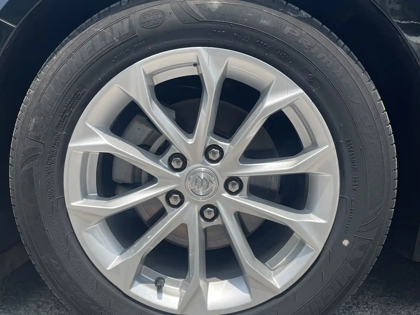 BUICK LACROSSE