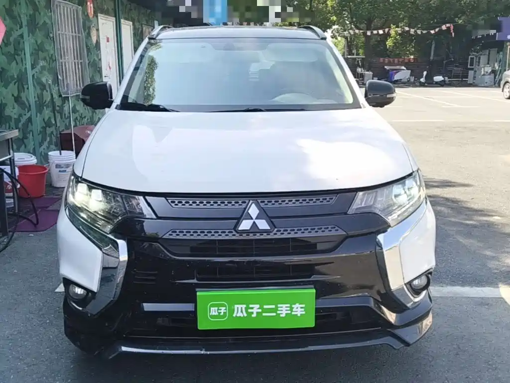 Mitsubishi Outlander 2022 2021 2.4L 4WD Yaodong Edition 5-seater