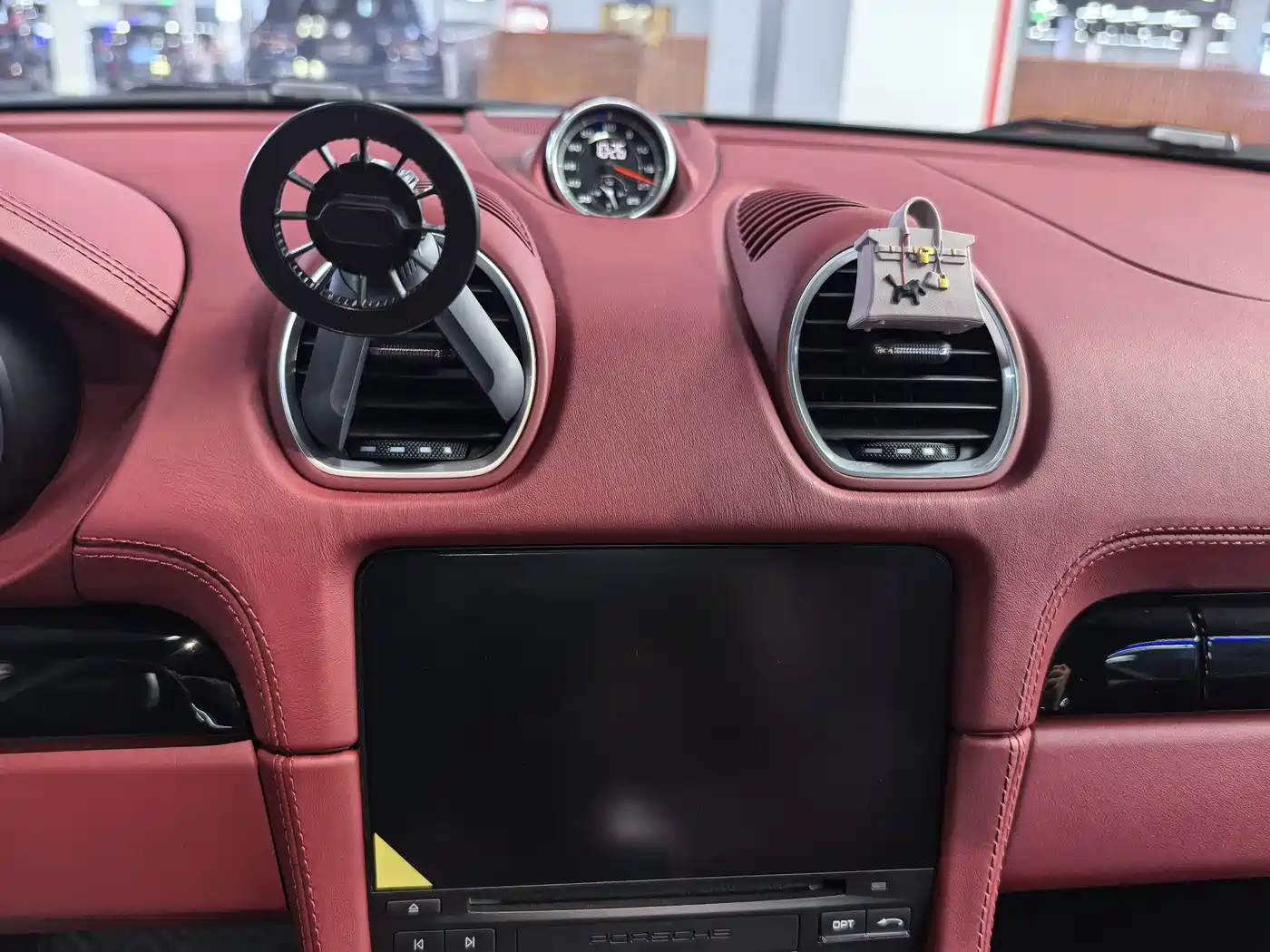 Porsche 718 2022 Boxster 2.0T фото 7