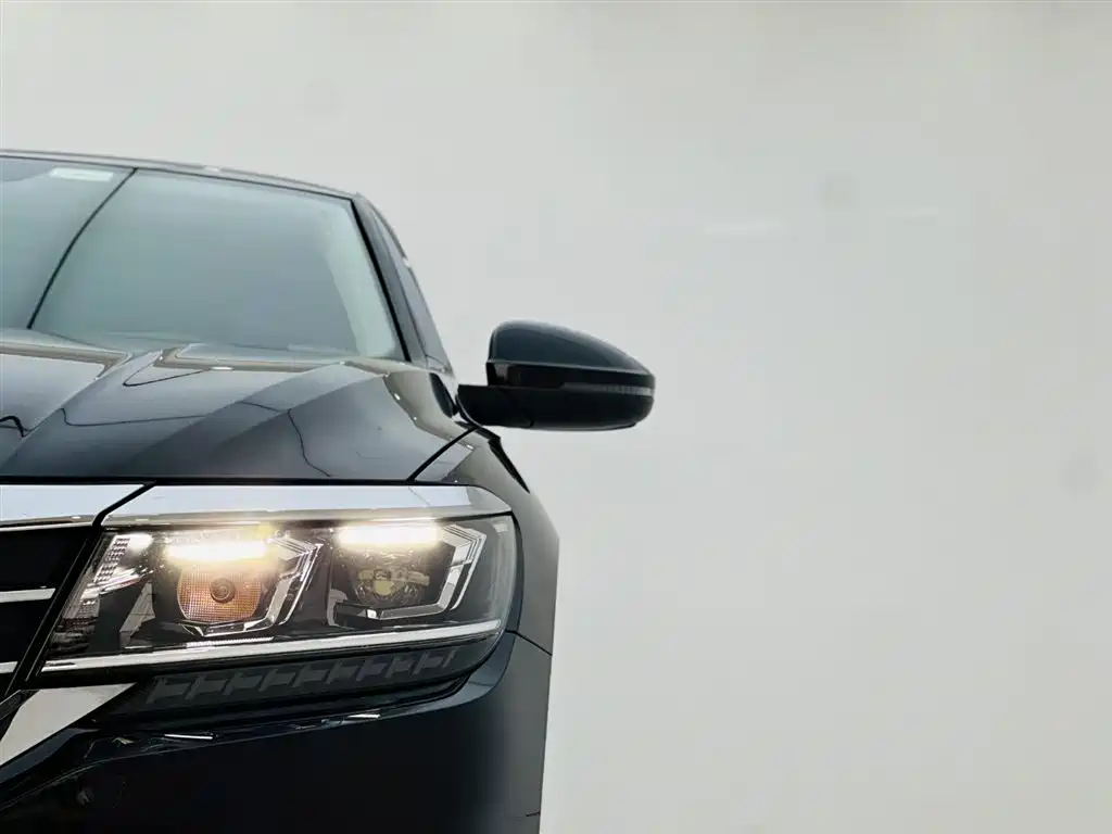 Volkswagen Passat 2019 Model 280TSI Business Edition China VI фото 10