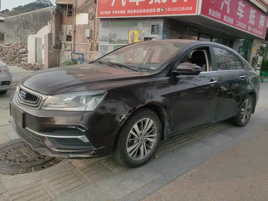 Geely Emgrand 2018 — пригон из Китая
