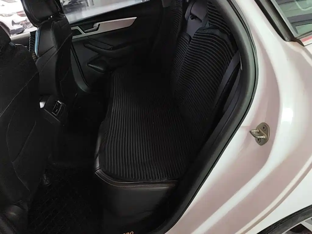 BYD Qin Pro 2019 2018 1.5TI Automatic Smart Connect Prestige Edition