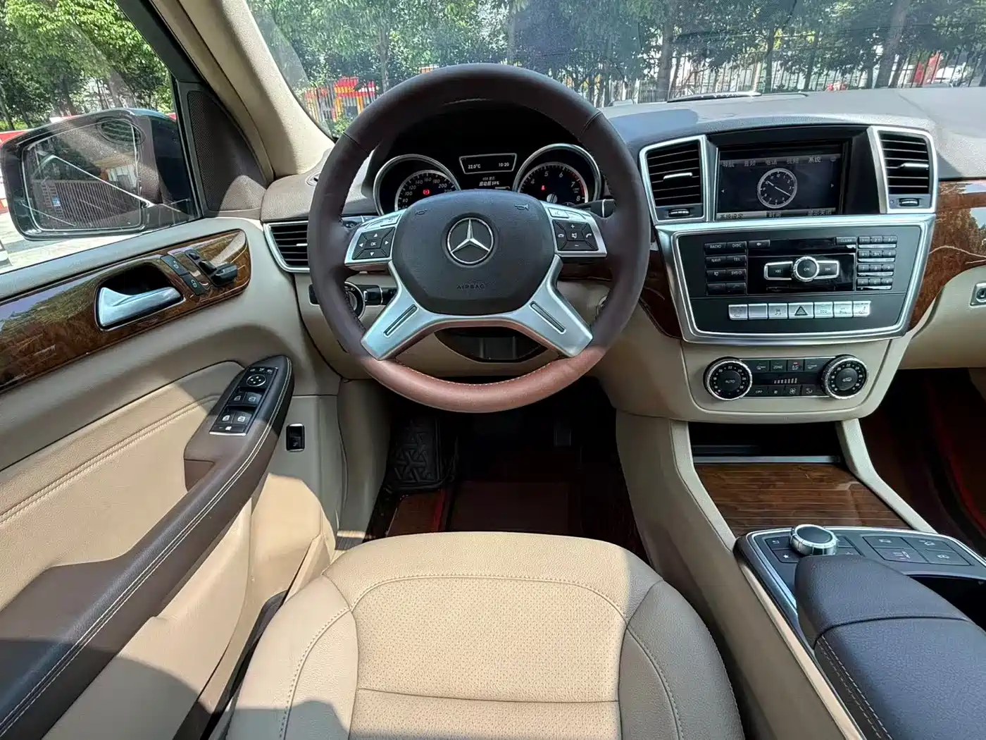 Mercedes-Benz M-Class 2014 ML 400 4MATIC Dynamic фото 19