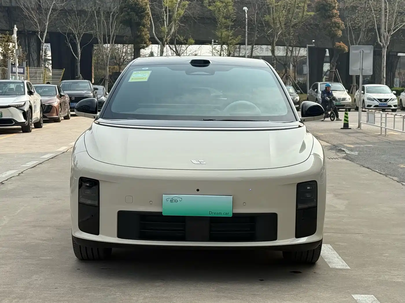 Li Auto i6 2026 2025 4WD Base Model