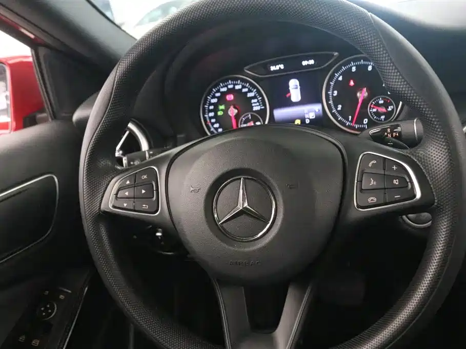 Mercedes-Benz A-Class (Import) 2016 A 180 фото 6