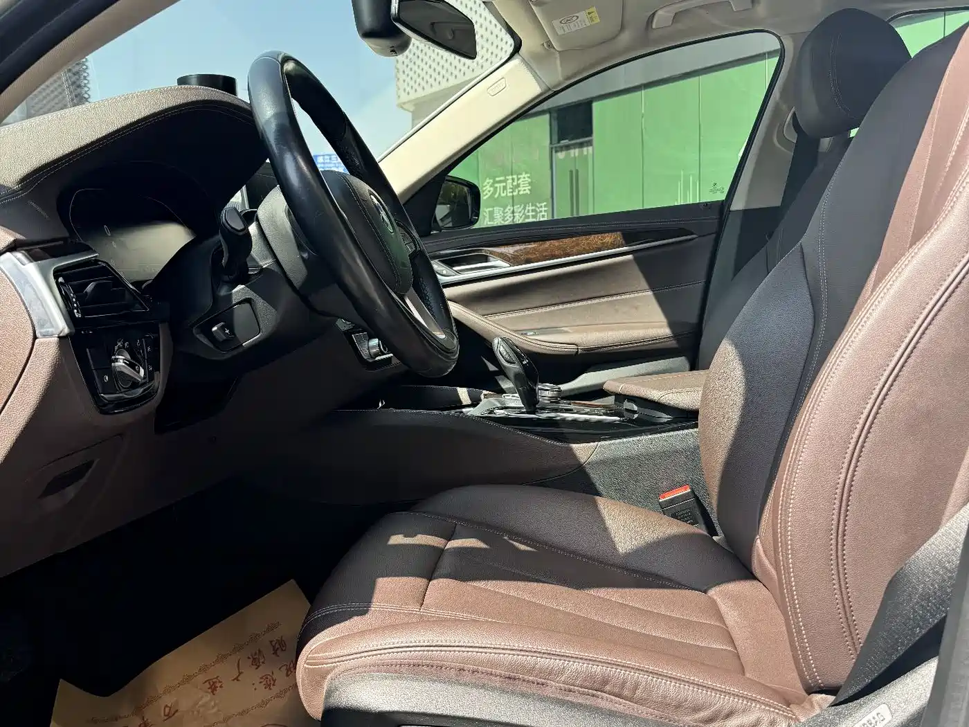 BMW 5 Series 2020 525Li Luxury Package фото 9