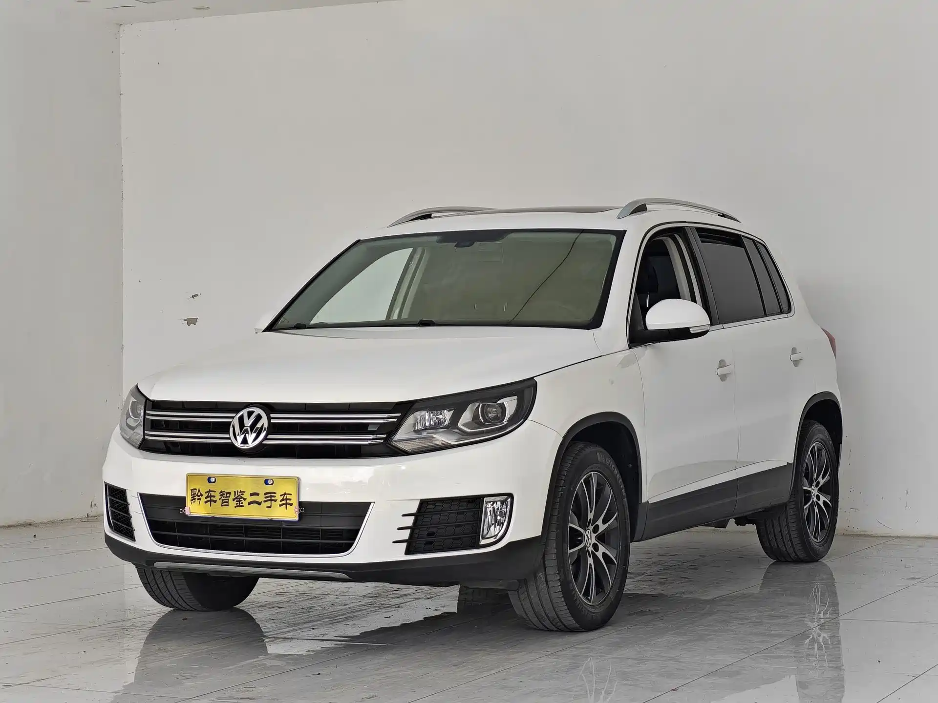 Фото 1 - Volkswagen Tiguan