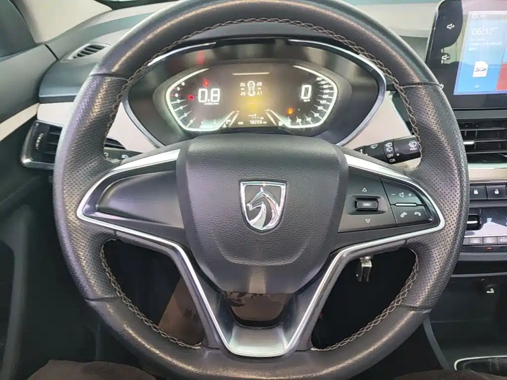 Photo 11 - Baojun 360