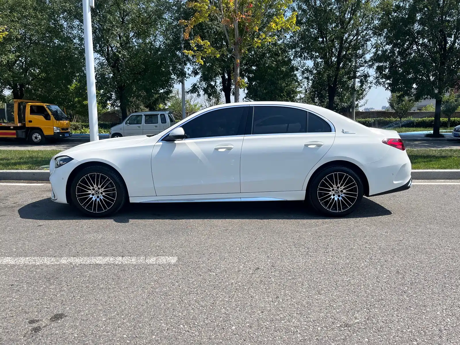 Фото 16 - Mercedes-Benz C-Class