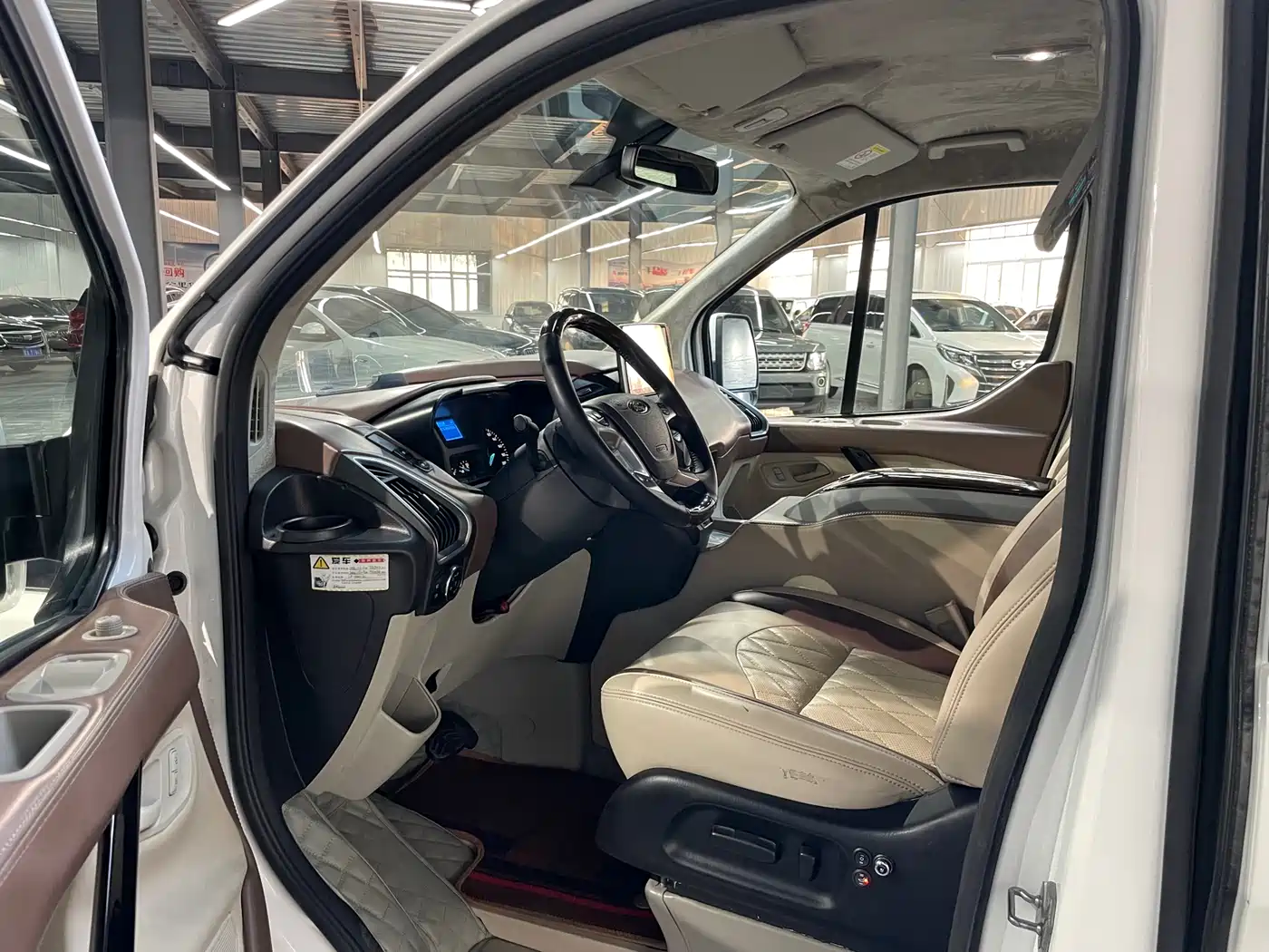 Ford Tourneo 2020 2020 2.0T Auto Elite Edition China VI