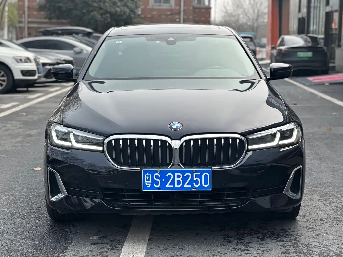 BMW 5-SERIES