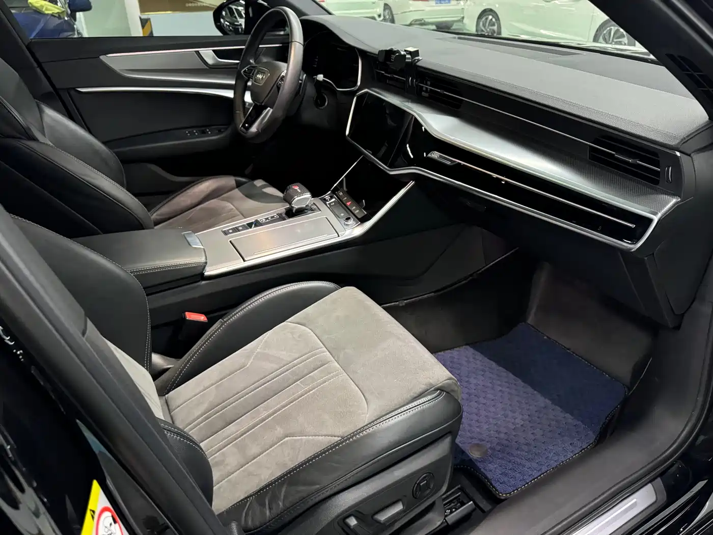 Audi A6L 2022 45 TFSI quattro Premium Dynamic фото 12
