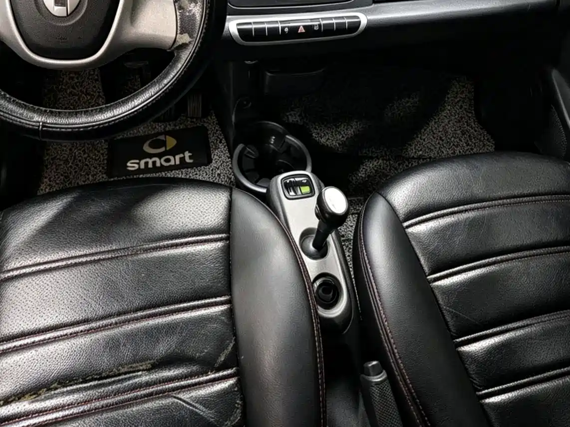 smart fortwo 2011 2011 1.0 MHD Hardtop Standard