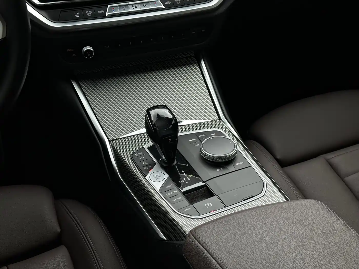 BMW 3 Series 2021 325Li M Sport Night Edition фото 17