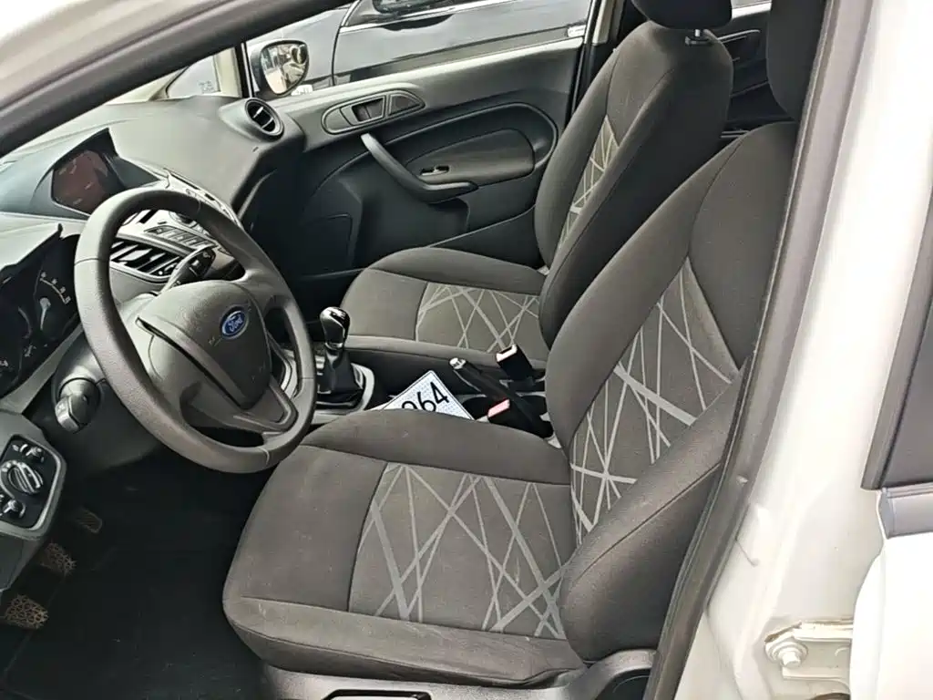 Ford Fiesta 2016 2013 Sedan 1.5L Manual Trend