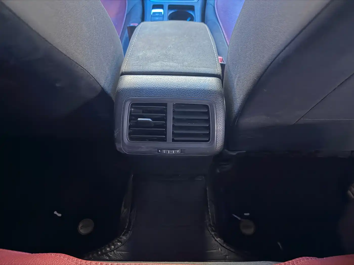 Фото 8 - Volkswagen Golf