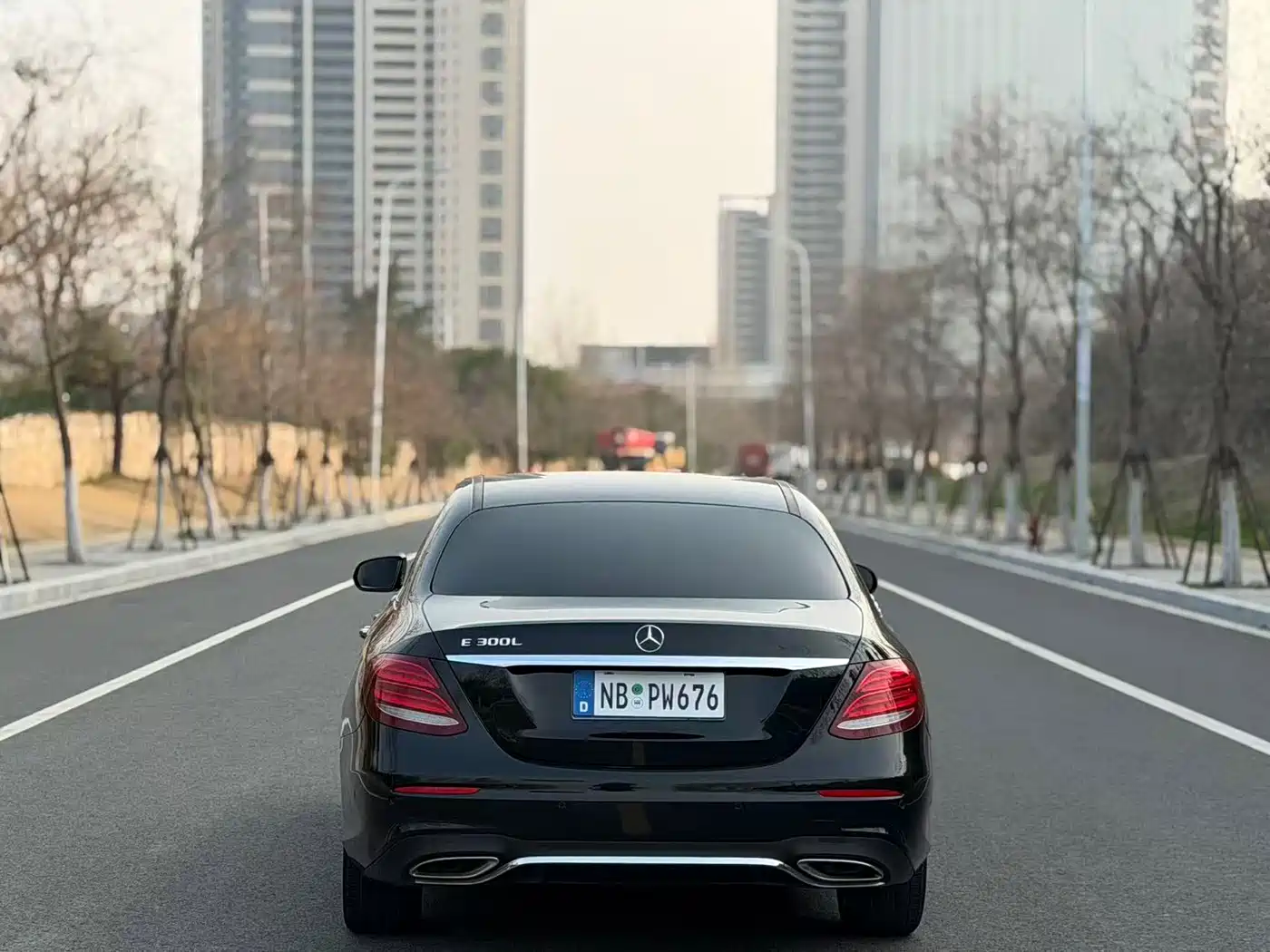 MERCEDES-BENZ E CLASS