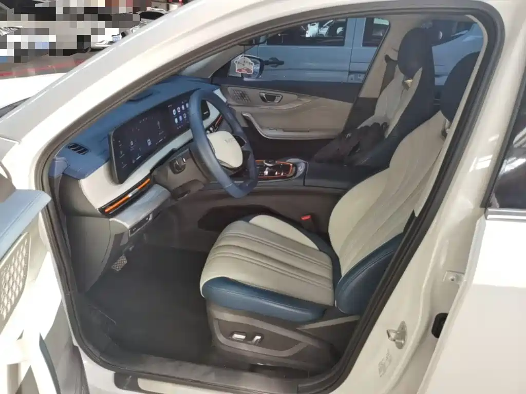 Exeed Chasing Wind C-DM 2025 2024 C-DM 1.5TCI 105KM Luxury Edition