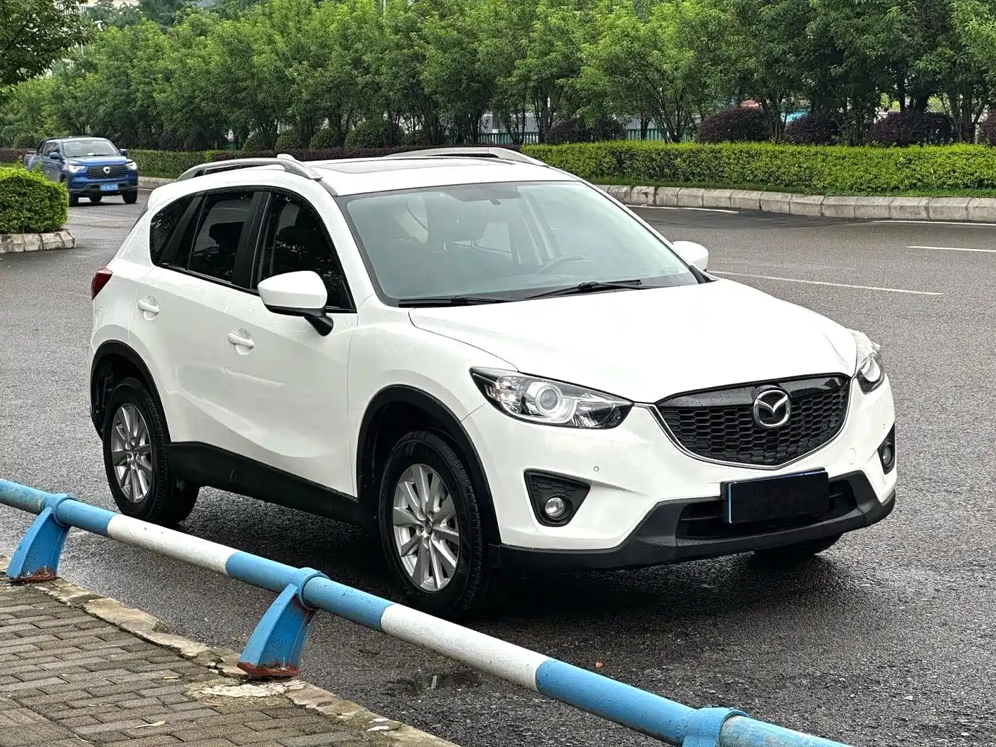 Photo 4 - Mazda CX-5