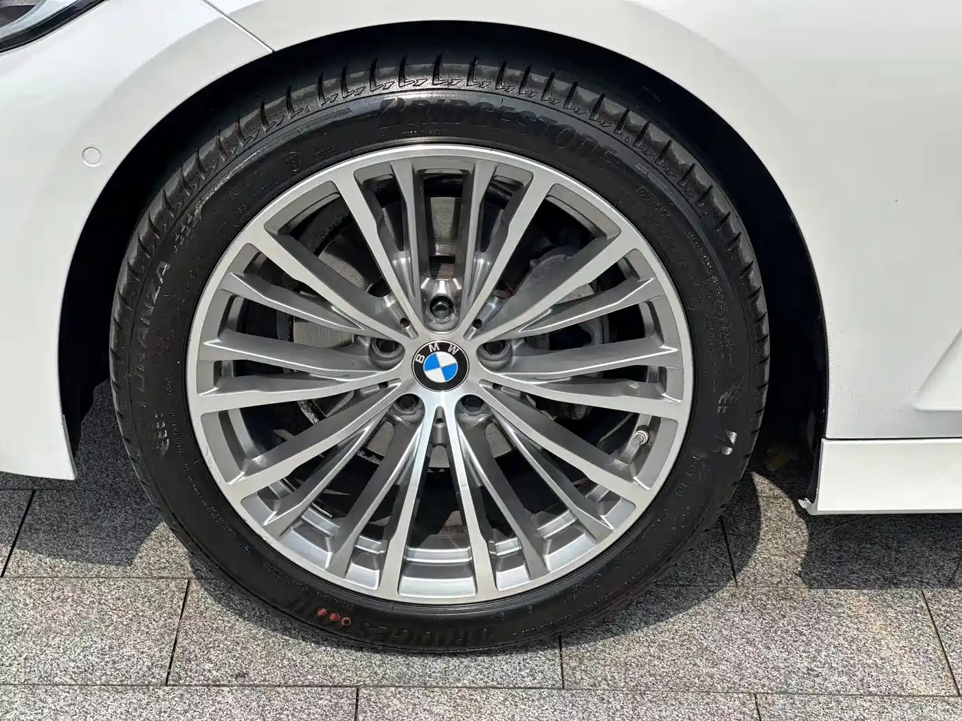 BMW 3 Series 2021 320i Sport Package фото 16