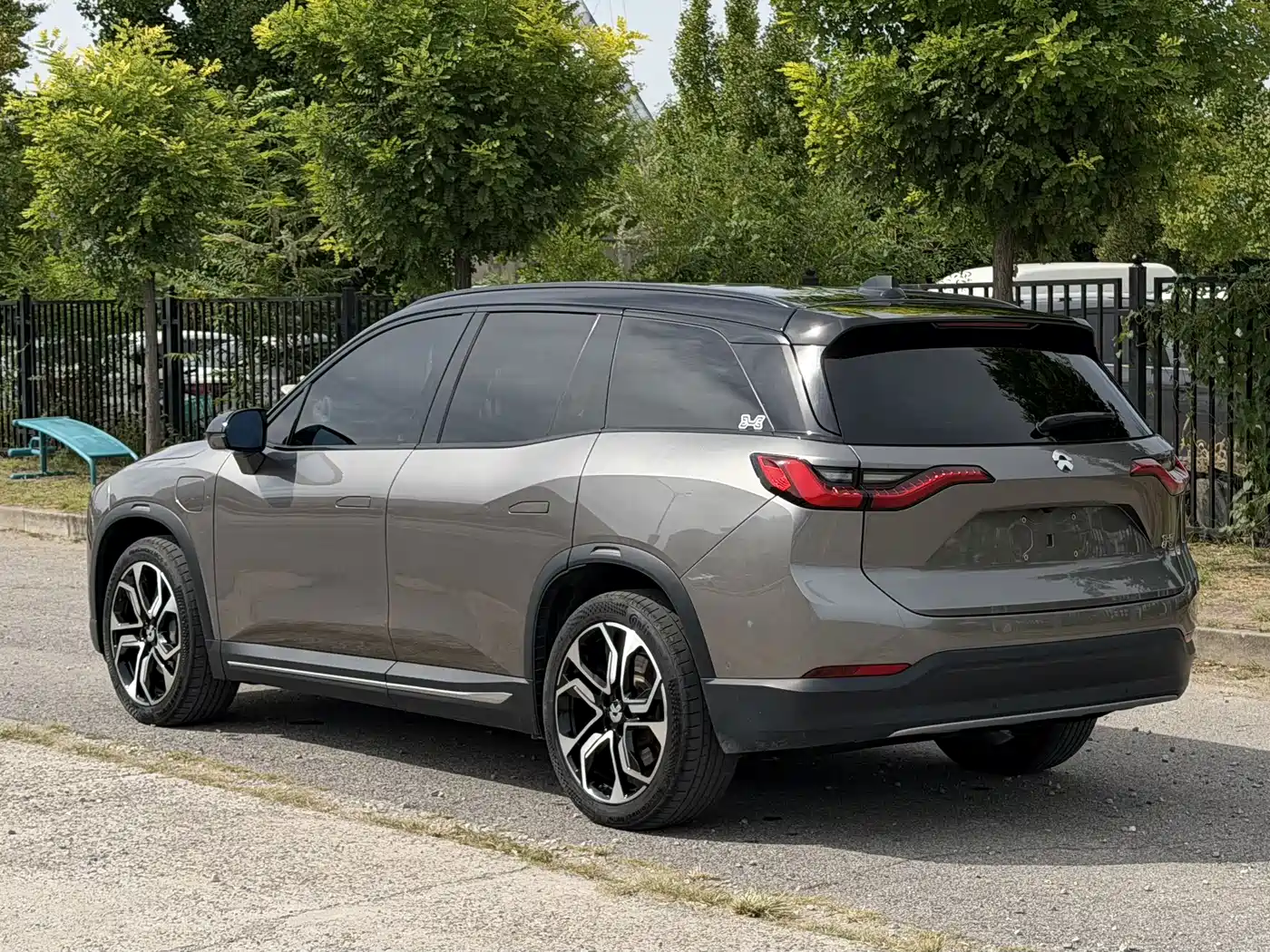 NIO ES8 2018 2018 Founder Edition