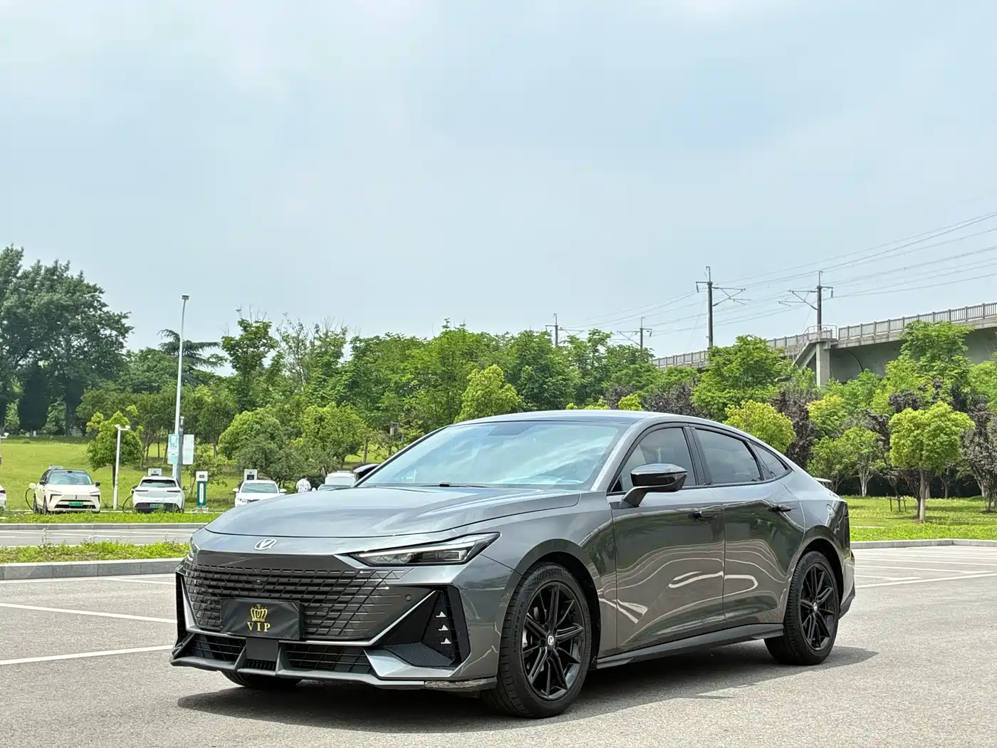 CHANGAN UNI-V