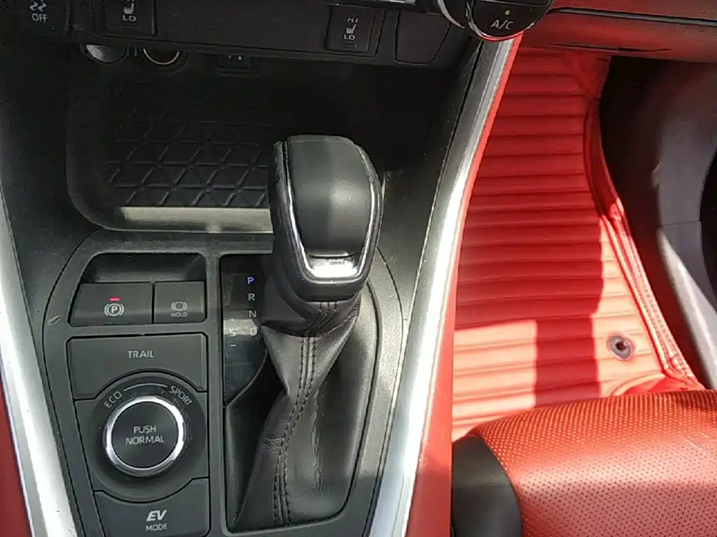 Toyota RAV4 Rongfang 2021 Hybrid 2.5L E-CVT AWD Elite PLUS Edition фото 14