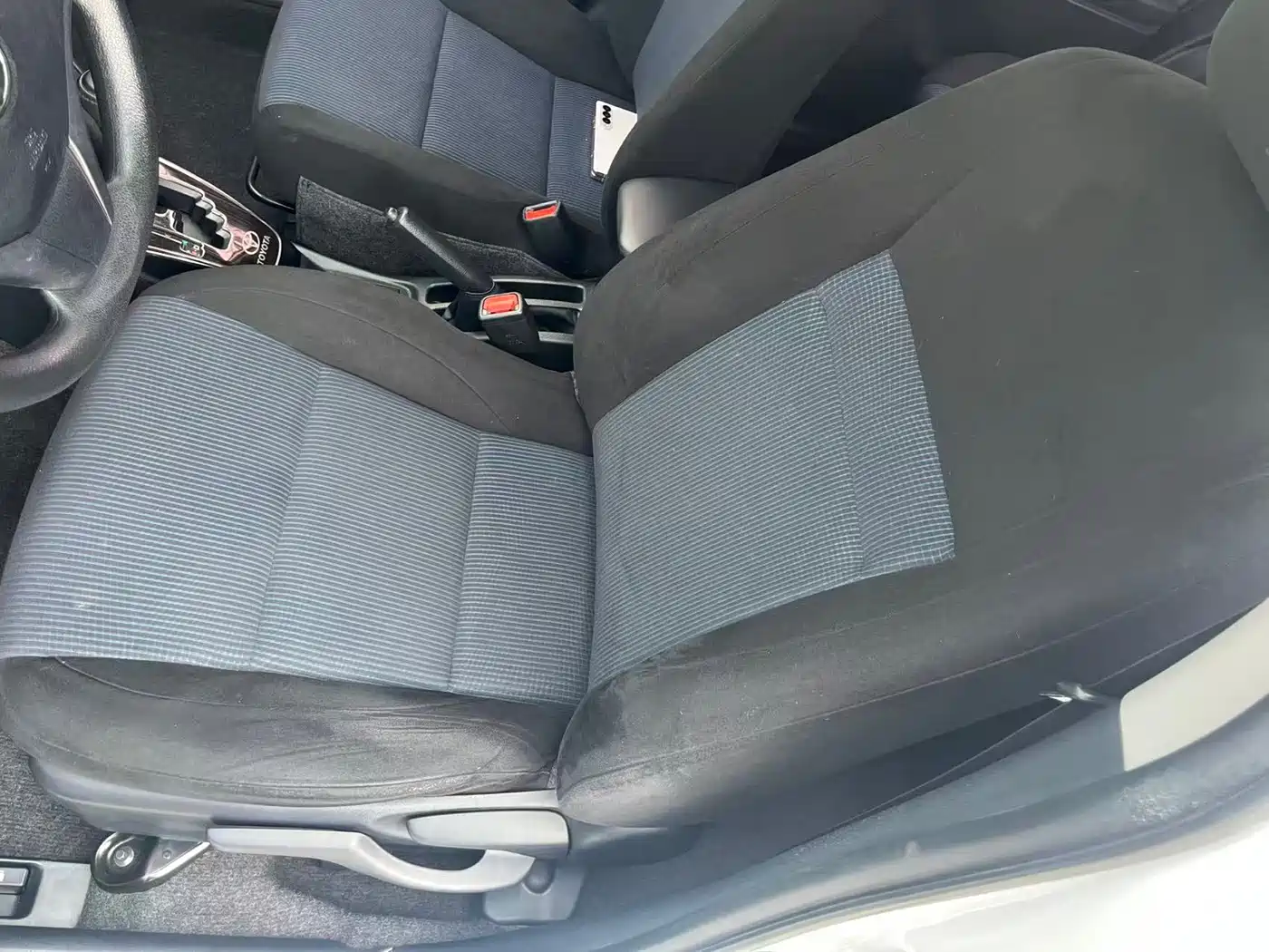 Toyota YARiS L Zhi Xiang 2019 1.5E CVT Charming China VI фото 19