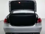 Photo 16 - Mercedes-Benz E-Class