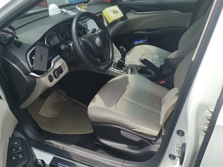 Buick Excelle 2016 15N Automatic Elite фото 9