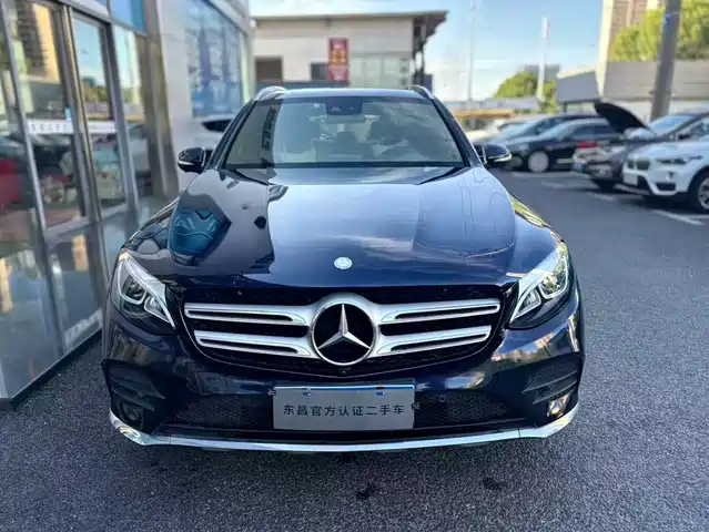 Mercedes-Benz GLC 2017 GLC 260 4MATIC Luxury — фото 5