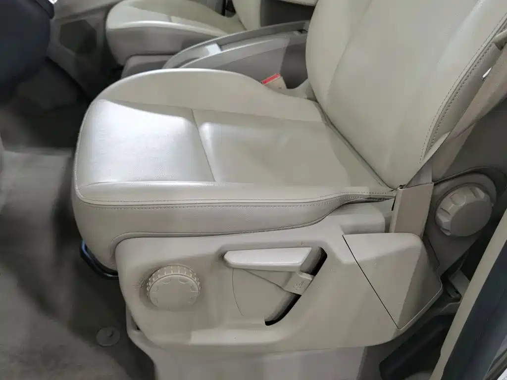 Ford Tourneo 2017 2017 2.0T Automatic Elite Edition
