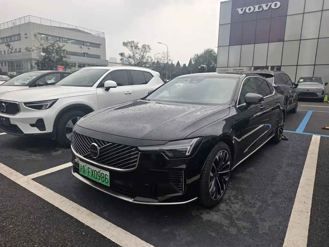 Volvo Volvo S90 Plug-in Hybrid 2026 Plug-in Hybrid AWD Long Range Elegance Luxury