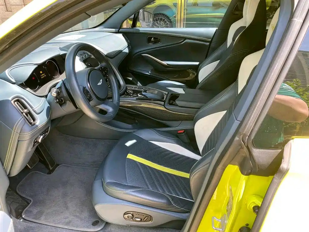 Aston Martin DBX 2023 2023 Model 4.0T V8 707