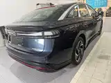 Photo 8 - Volkswagen ID.7