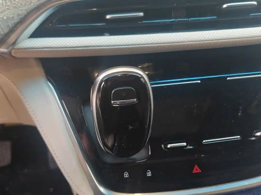 Buick GL8 2021 ES Landlord 653T Luxury фото 14