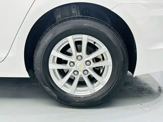 صورة 10 - Chevrolet Malibu
