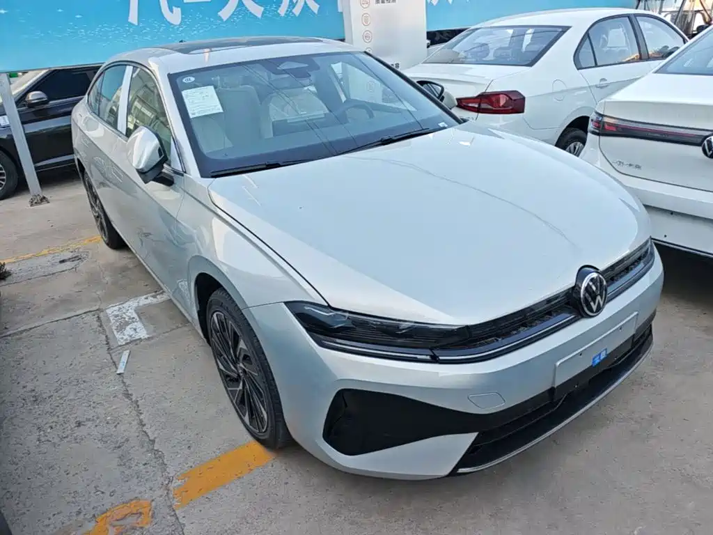2026 Volkswagen Sagitar