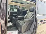Фото 7 - Hongqi HQ9