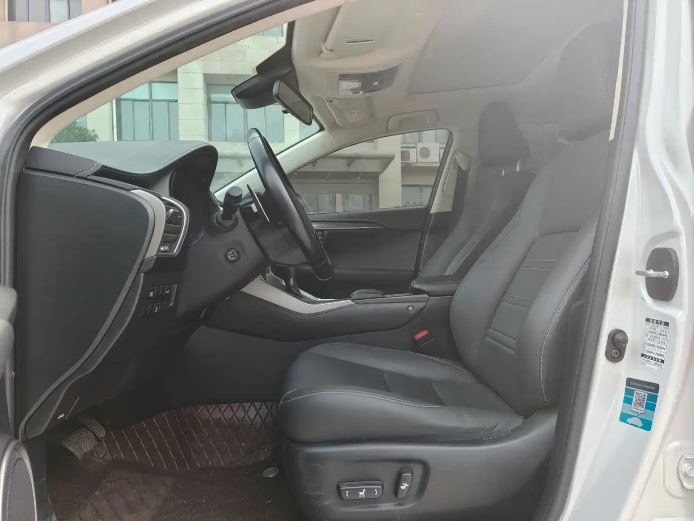 Lexus NX 2020 200 AWD F Sport China VI фото 4