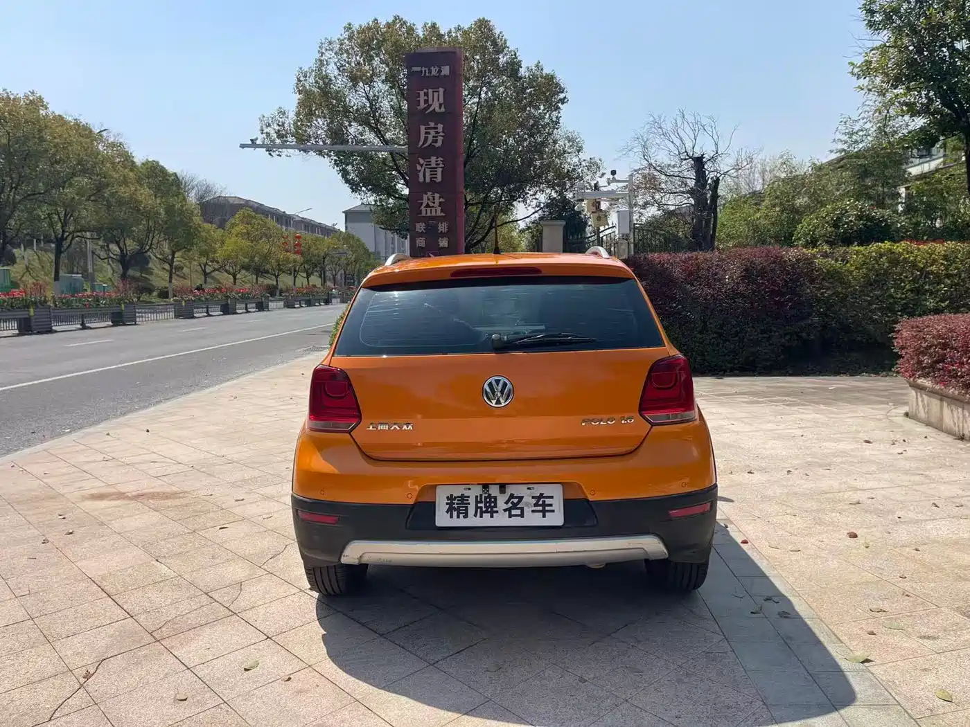 Volkswagen Polo 2012 1.6L Cross Polo AT фото 4