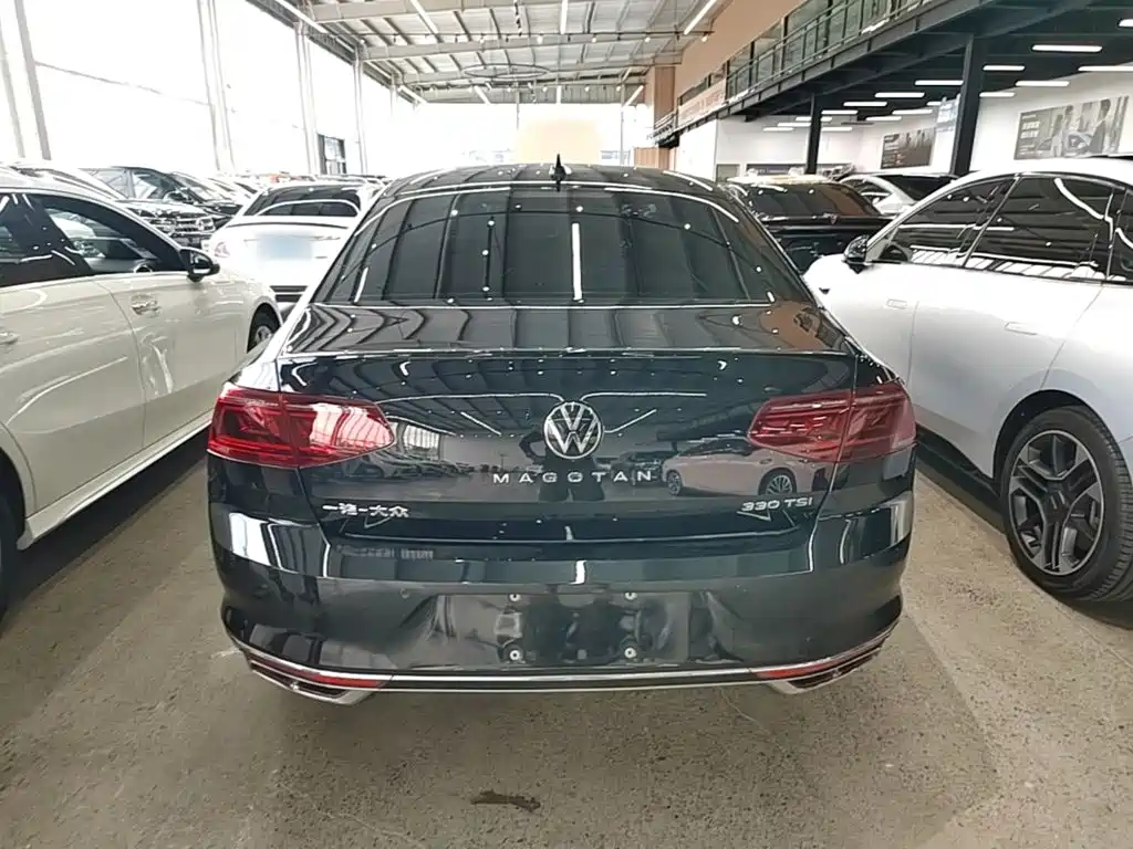 Фото 6 - Volkswagen Magotan