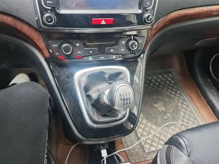 Haval H6 2013 Sport Edition 1.5T Manual 2WD Elite фото 16