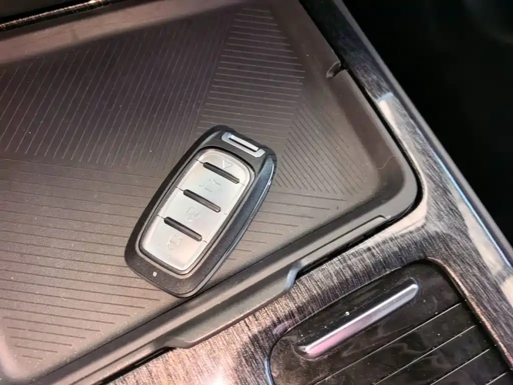 Dongfeng Aeolus Yixuan MAX 2022 2021 1.5T Super Dad Edition