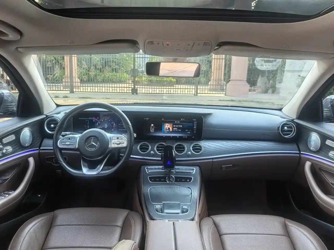 Mercedes-Benz E-Class 2020 E 300 L Sport Luxury Model фото 5