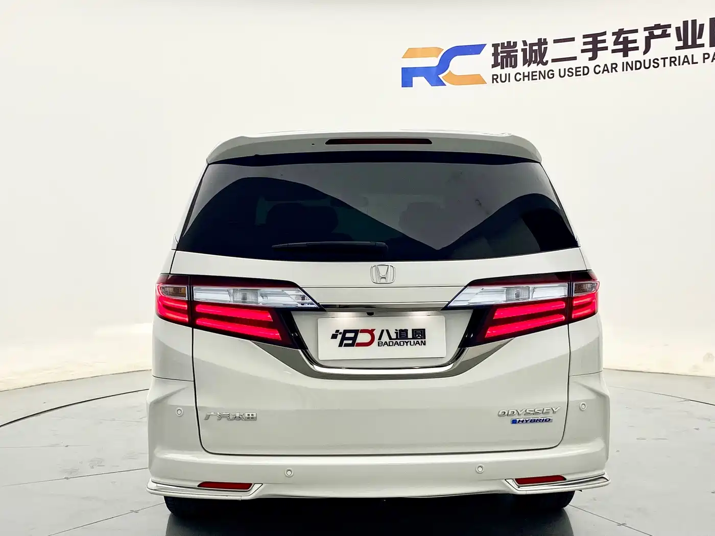 Фото 6 - Honda Odyssey