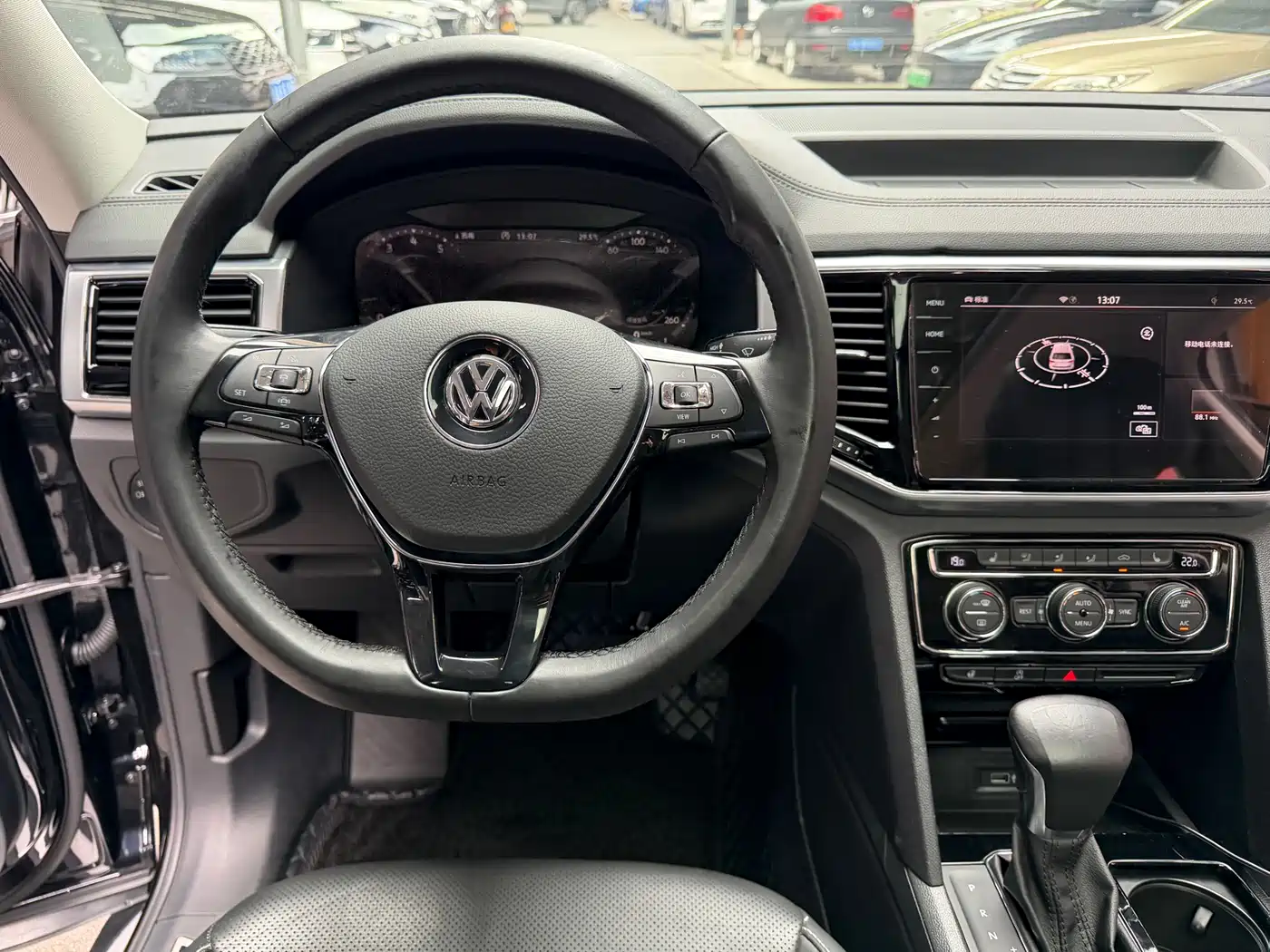 Volkswagen Teramont 2019 380TSI 4WD Flagship Edition China VI фото 16