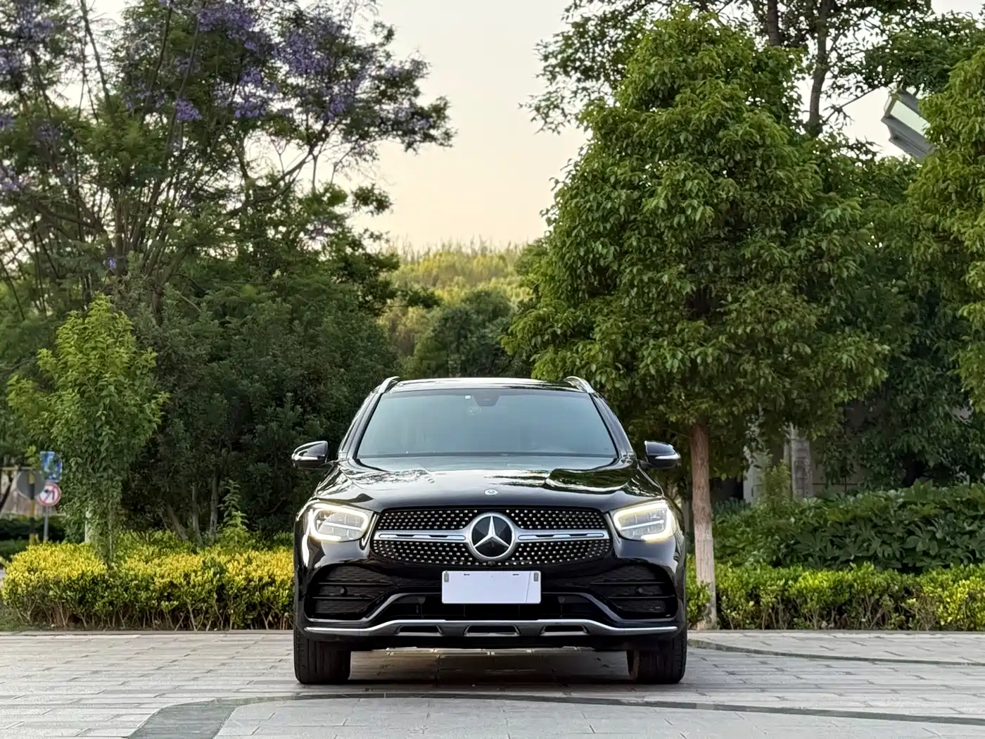 Mercedes-Benz GLC 2020 GLC 260 L 4MATIC Luxury фото 2