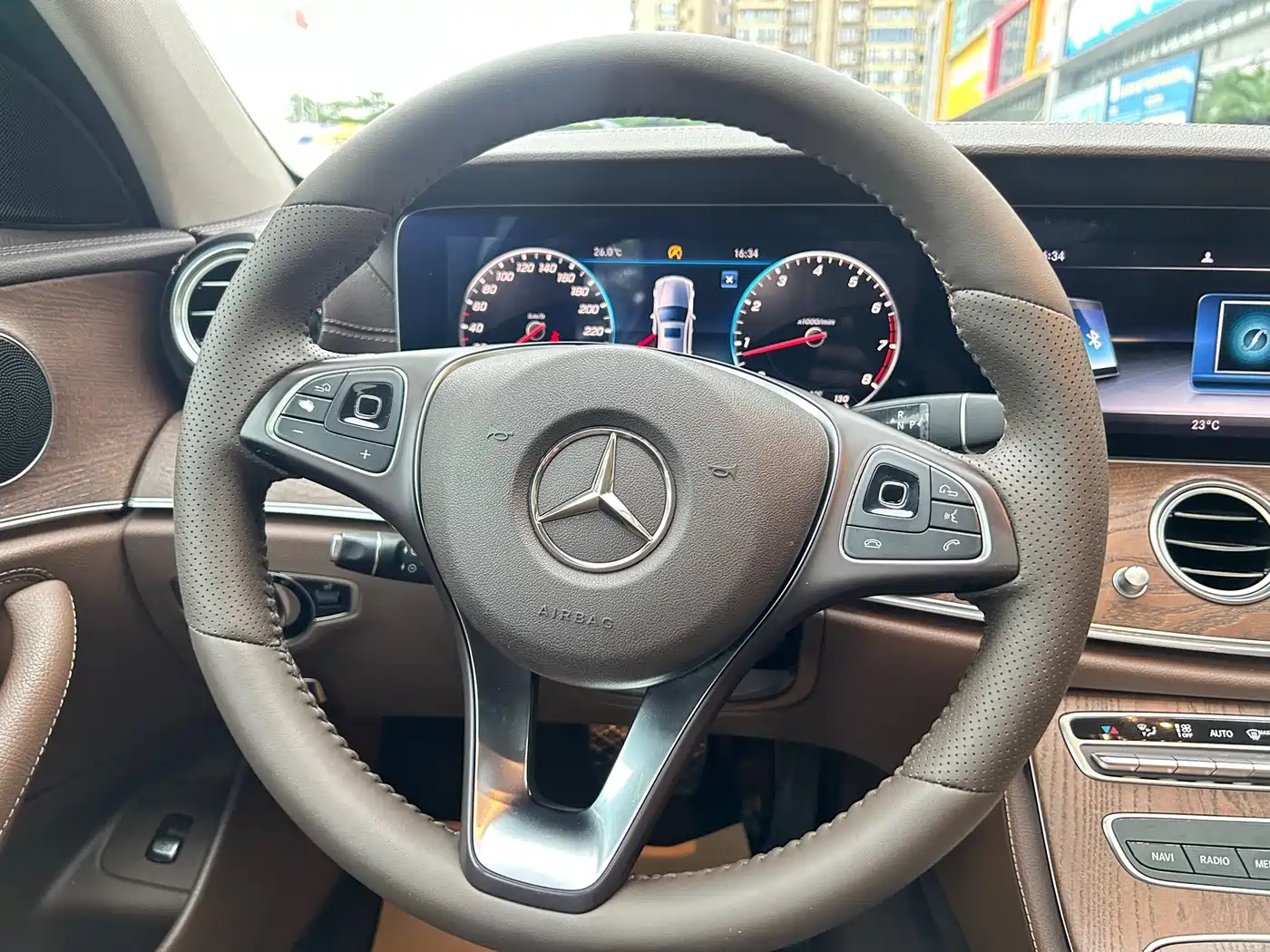 Mercedes-Benz E-Class 2018 Facelift E 300 L Fashion фото 17