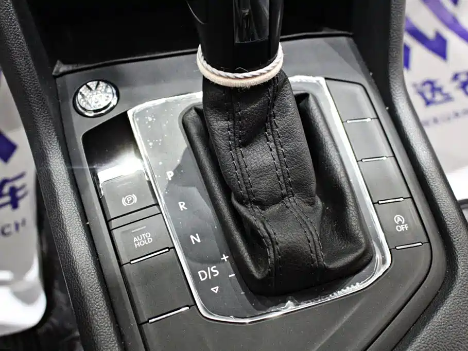 Volkswagen Tharu 2022 280TSI 2WD Trend фото 8